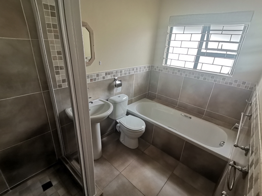 3 Bedroom Property for Sale in Vincent Eastern Cape